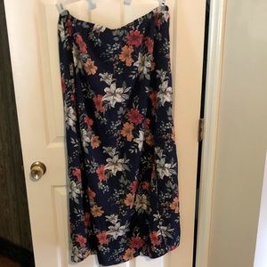 Maxi skirt- XL adjustable waist